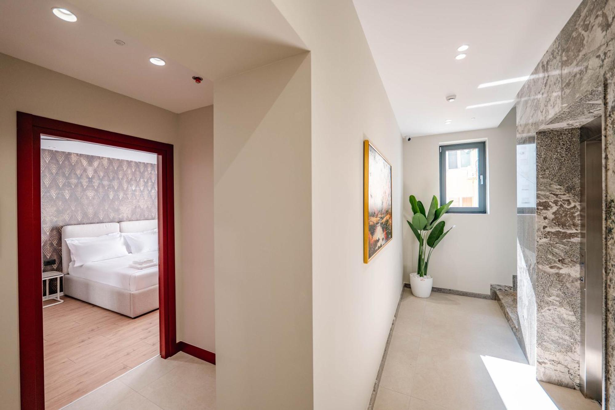 Hotel Ermes Luxury 4*