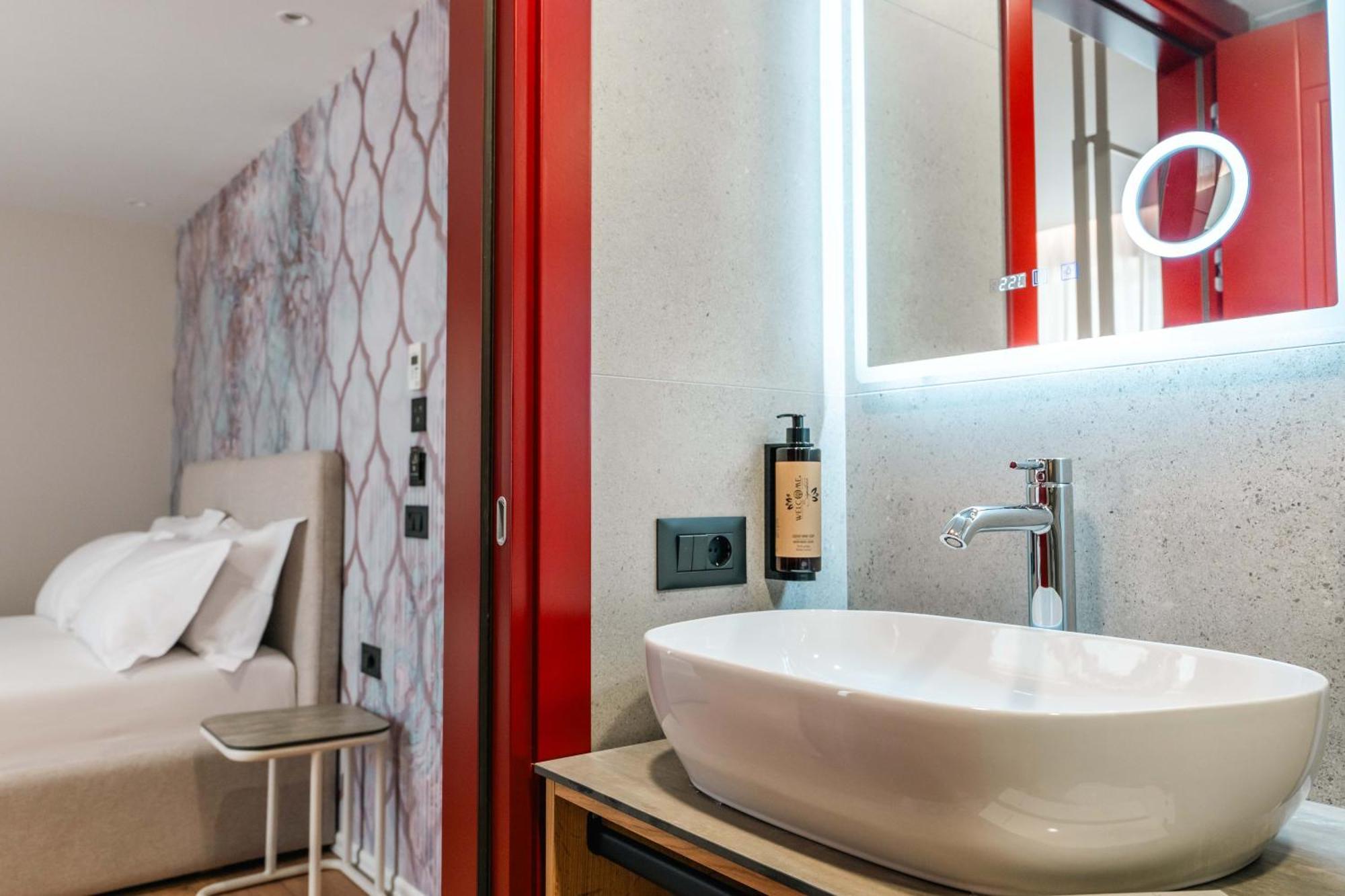 Hotel Ermes Luxury 4*