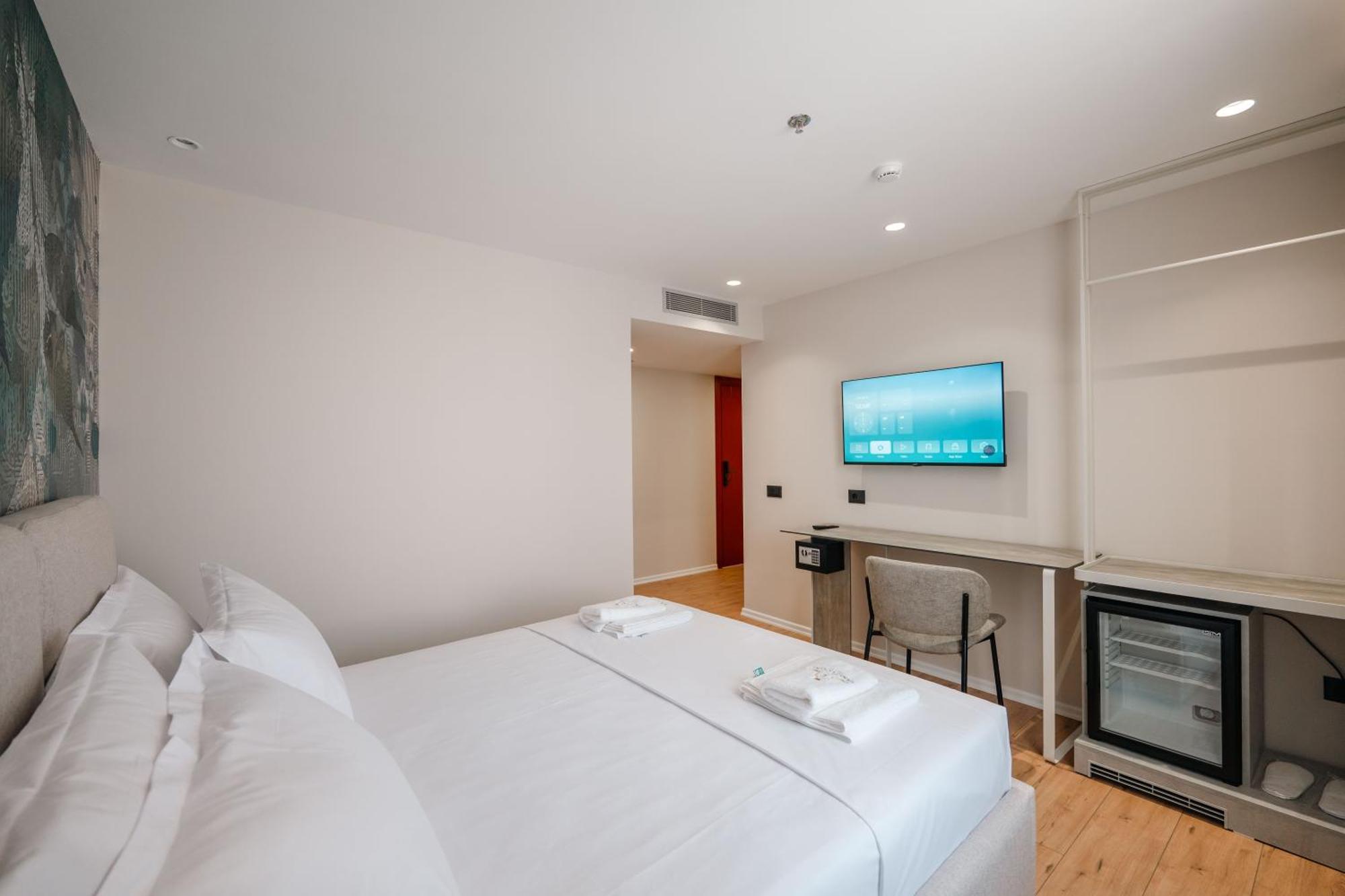 Hotel Ermes Luxury 4*